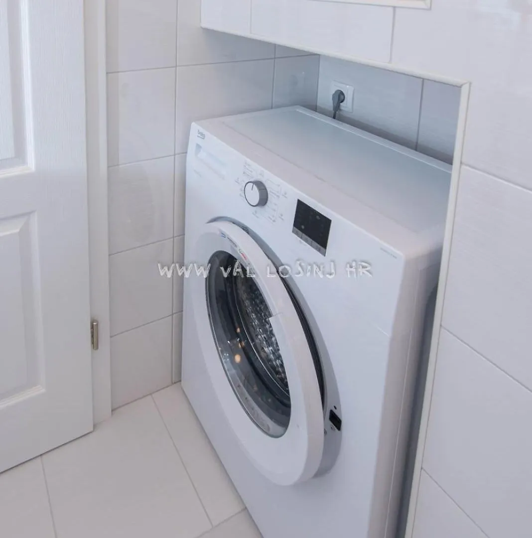 Moris A2 Apartment Veli Losinj Croatia